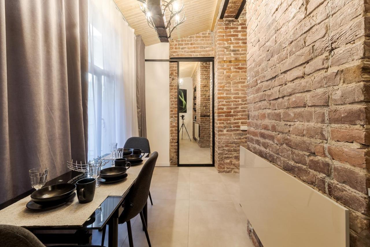 Lesi Apartment With Terrace Lviv Exterior photo