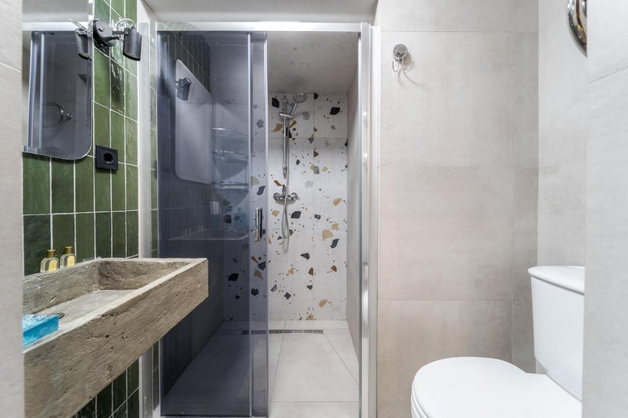 Lesi Apartment With Terrace Lviv Exterior photo